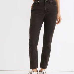 The Petite Curvy Perfect Vintage Jean in Lunar Wash